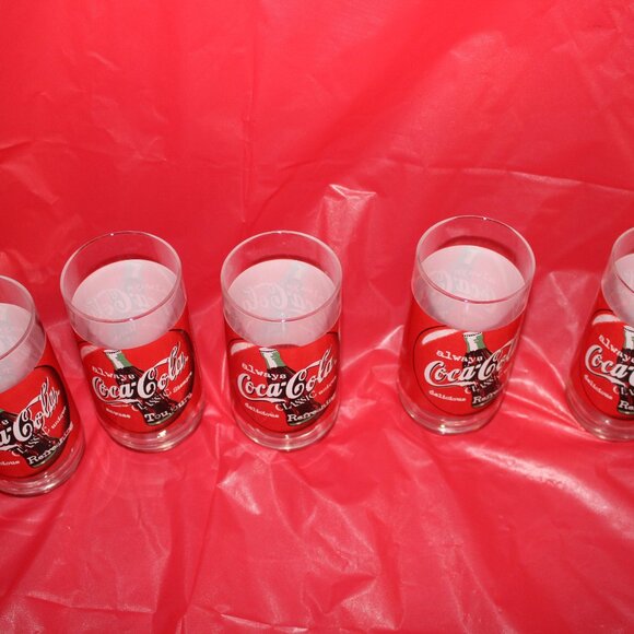 Vintage Collectible Coca-Cola Tumblers -Set of 5 - Picture 3 of 5
